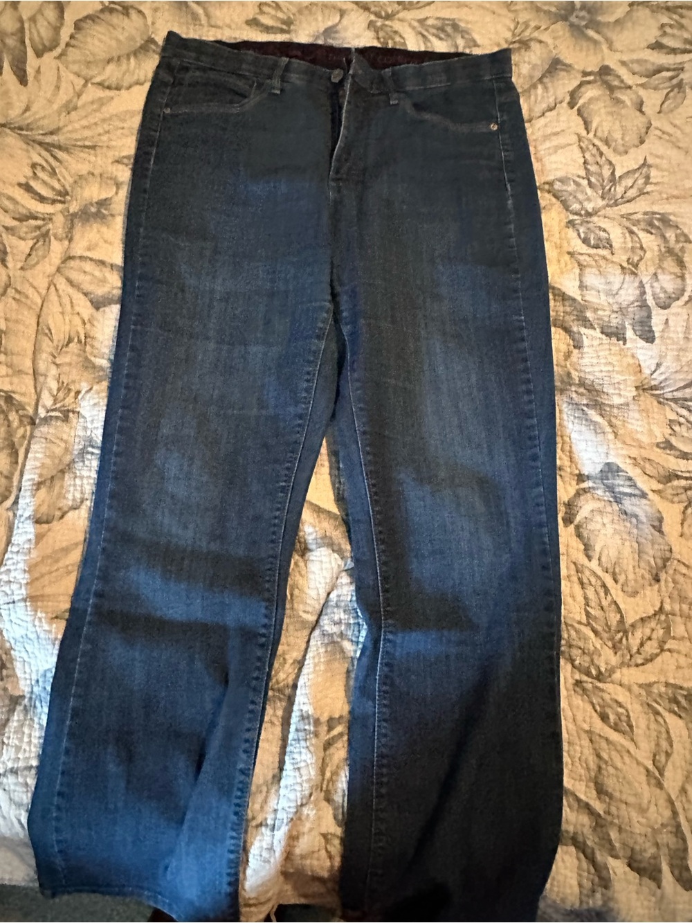 Classic Straight Leg Women's Jeans in Dark Blue